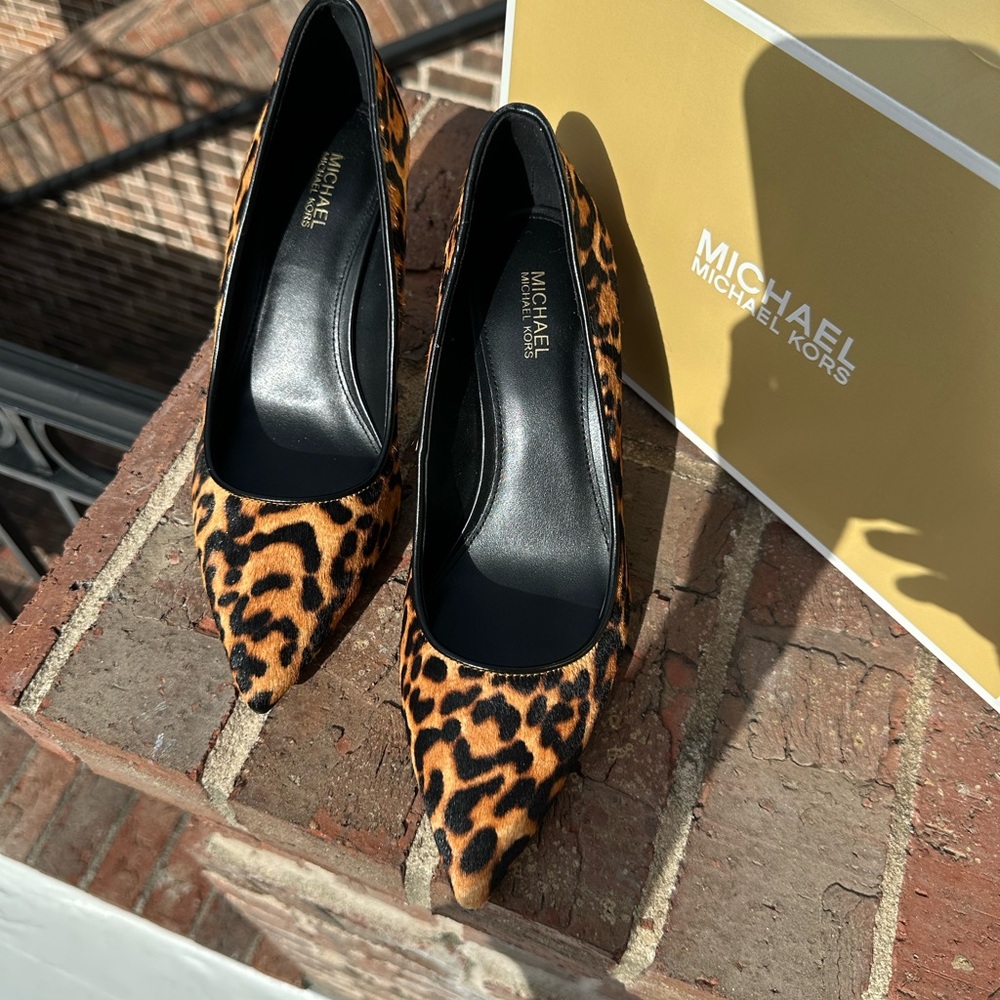 Michael Kors Animal Print Heels-NWT - Picture 10 of 11